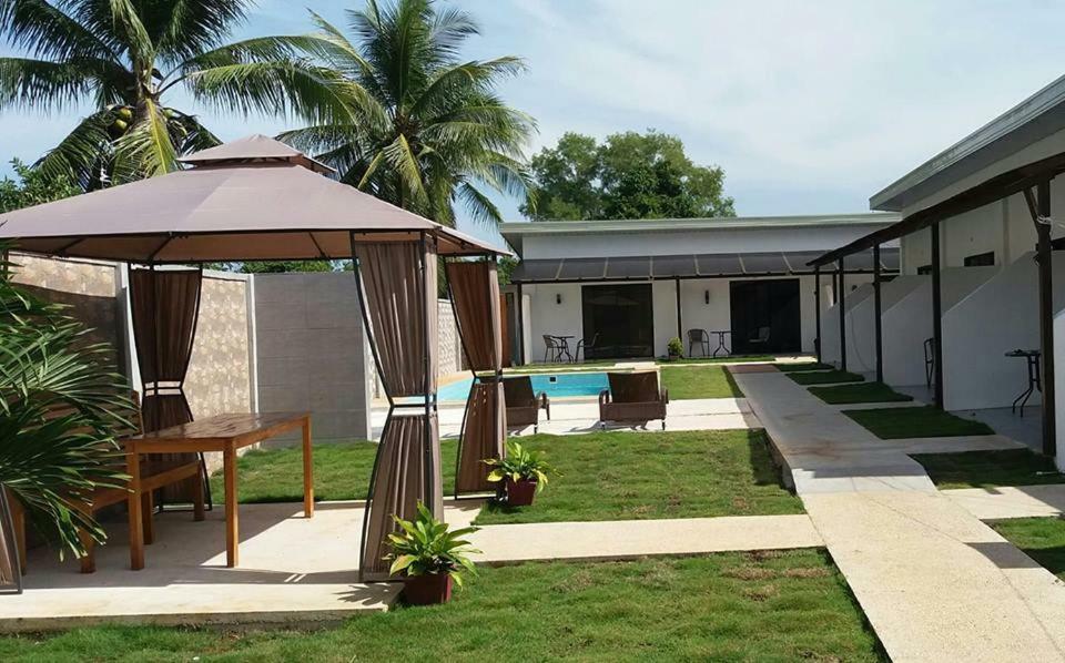 Panglao Moravian Apartments Extérieur photo